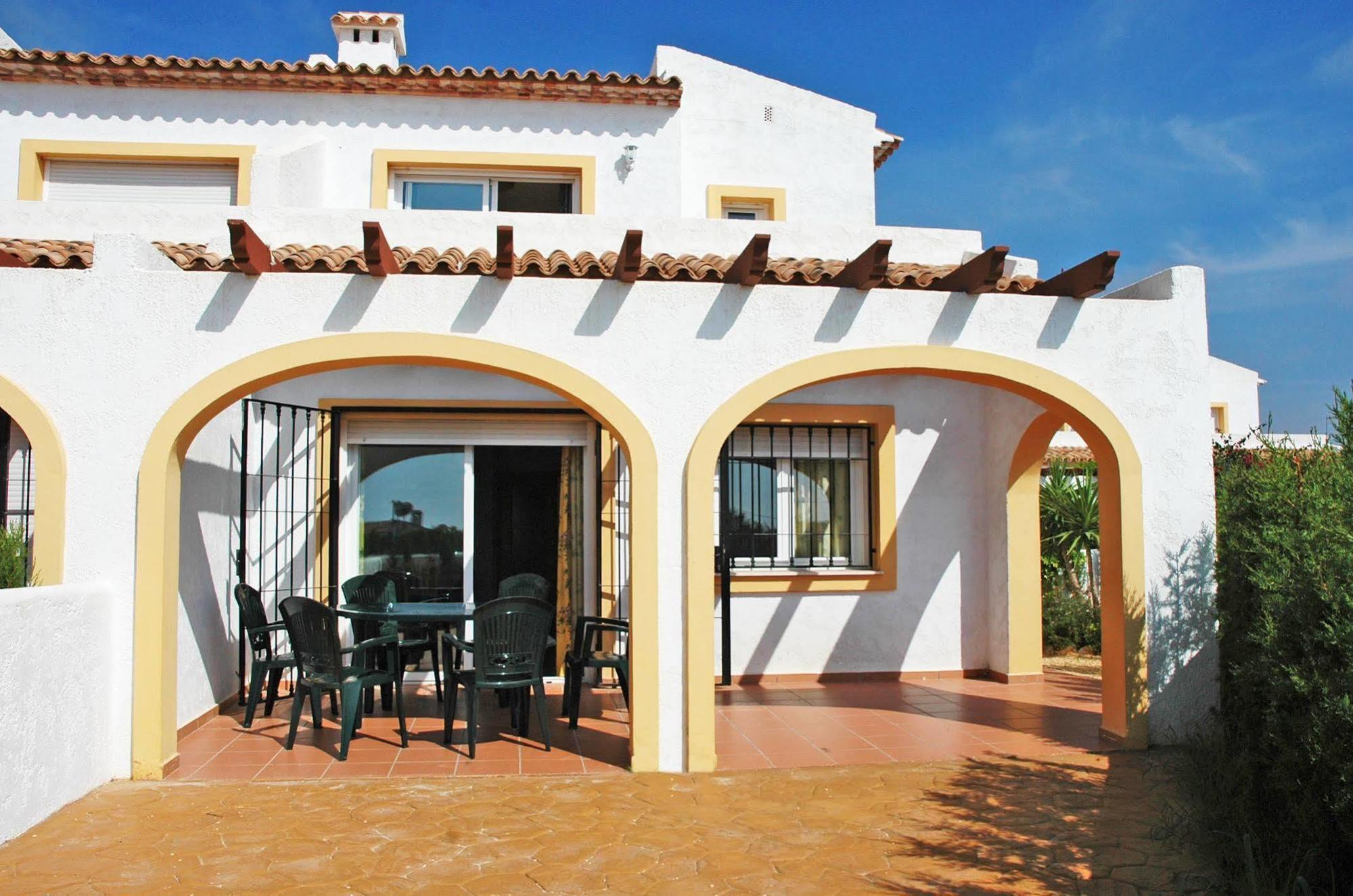 Bungalows Puerta De 卡尔佩 外观 照片